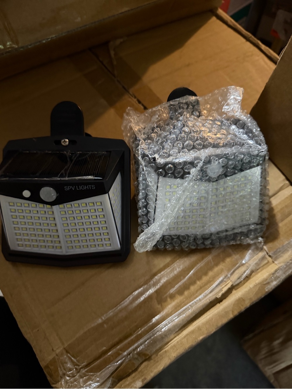 SPV Lights Solar LED Lights with Mounting Brackets